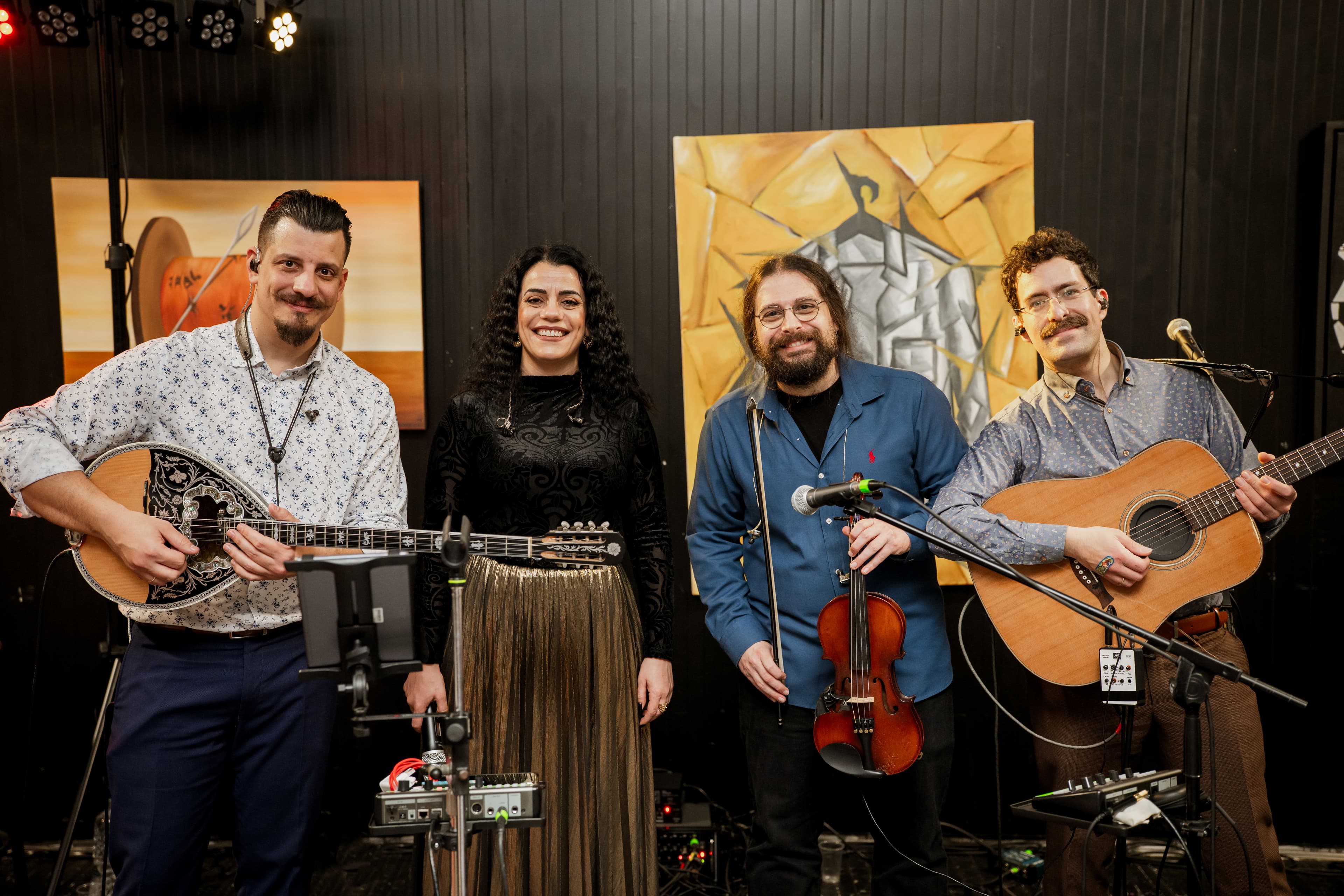 Nostalgia Music - Wedding Band & Events