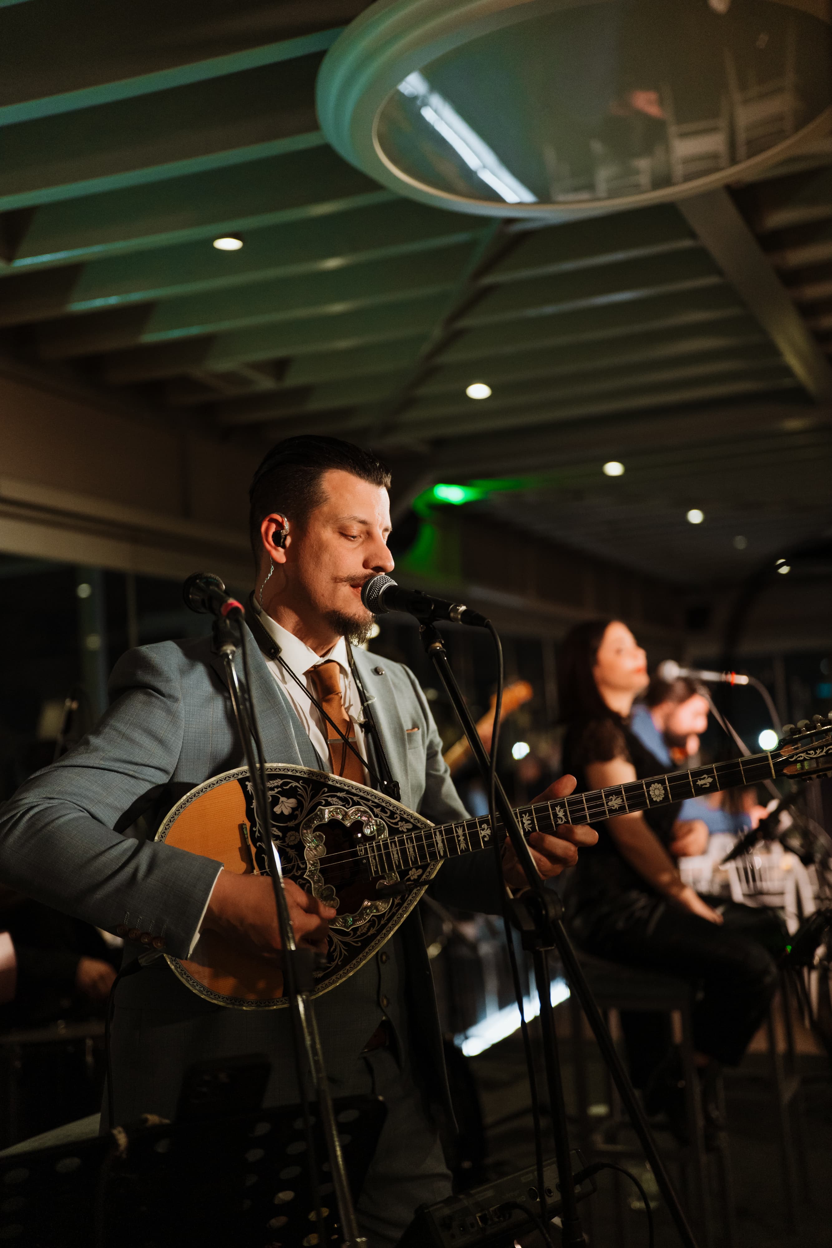 Nostalgia Music - Wedding Band & Events