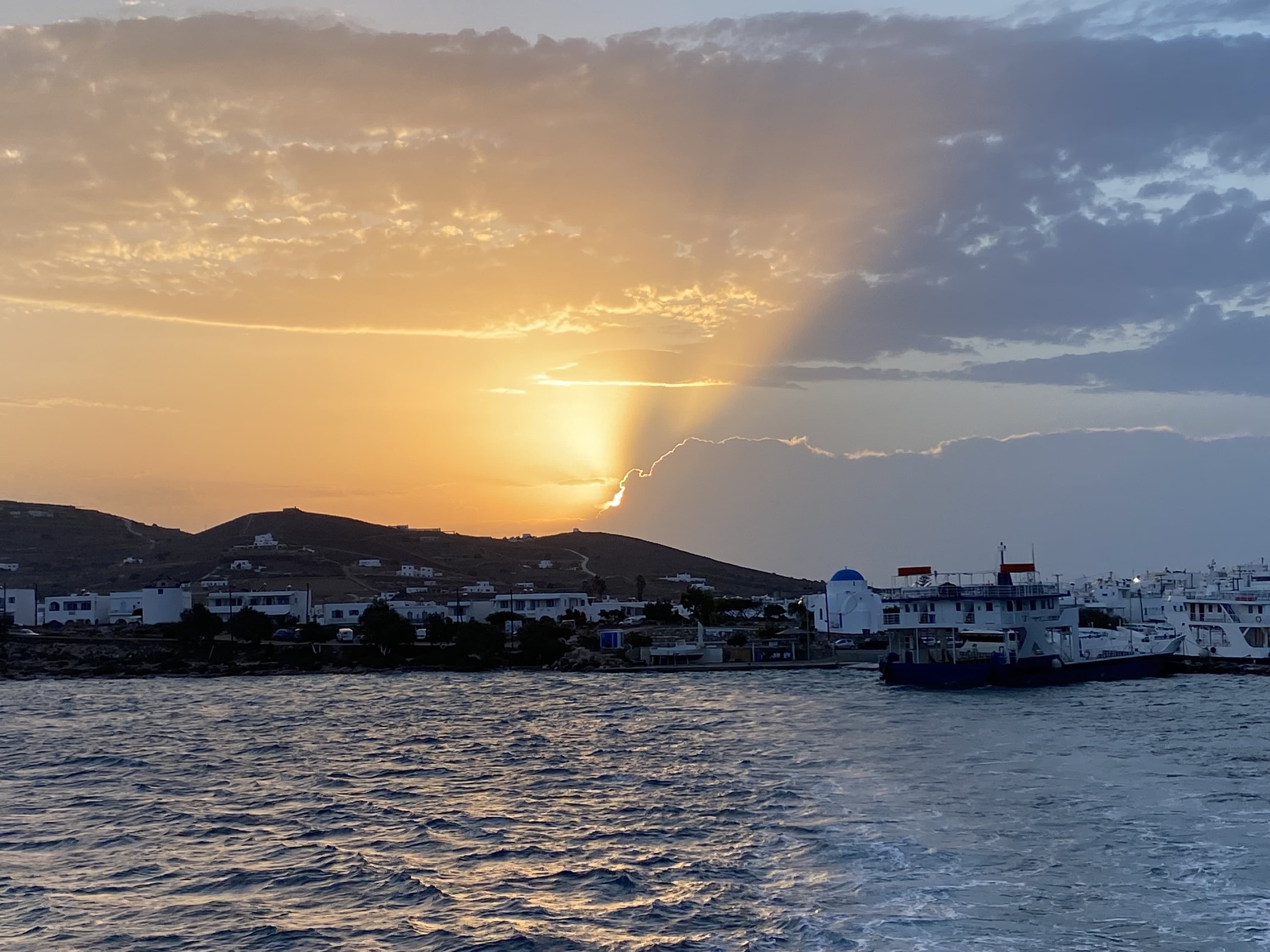 6 Unique Reasons Greece is THE Wedding Destination!